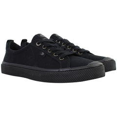 Cariuma OCA Low Unisex Black Plimsolls