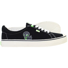 Cariuma OCA Low Razer Unisex Black Plimsolls