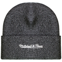Mitchell & Ness NBA Chicago Bulls Logo Patch Knit Black Beanie