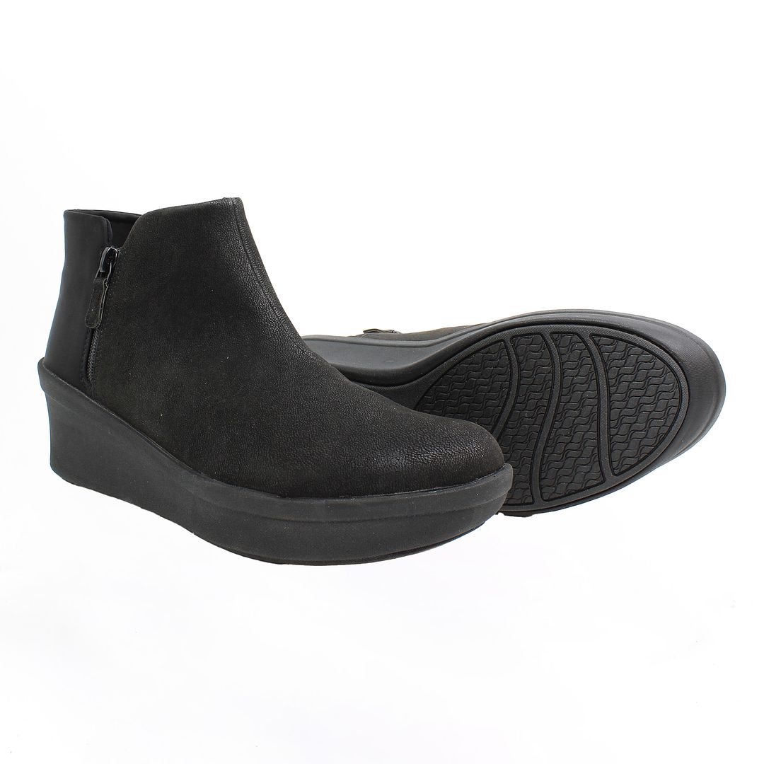 Clarks Step Rose Womens Black Boots NO BOX