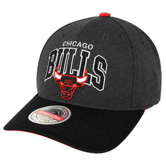 Mitchell & Ness NBA Chicago Bulls G2 Team Arch Grey Cap