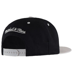 Mitchell & Ness San Antonio Spurs Mens Black/Grey Cap