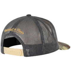 Mitchell & Ness NBA Chicago Bulls Hidden Trucker Khaki Cap