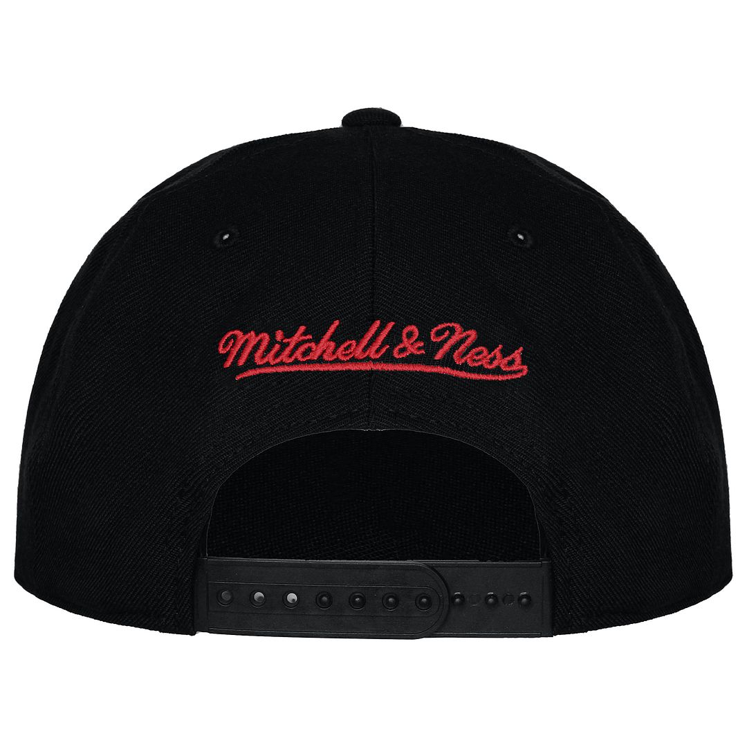 Mitchell & Ness Portland Trail Blazer Mens Black Cap